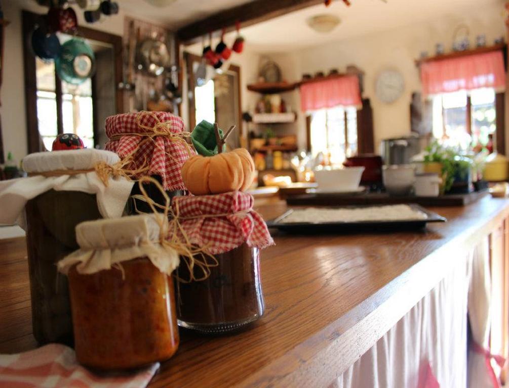 Muzilovcica Rural Tourism Family Ravlicゲストハウス エクステリア 写真
